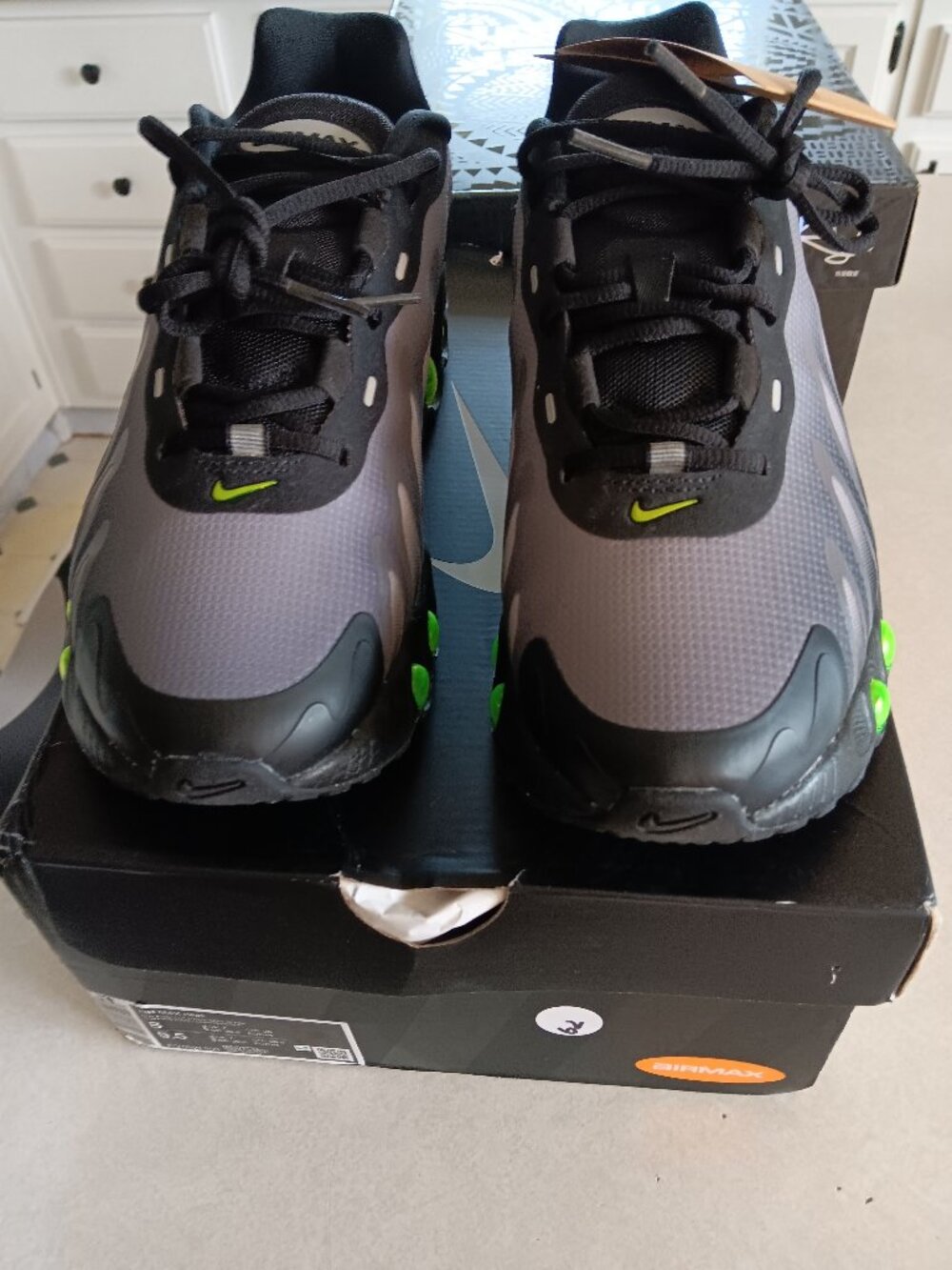 Nike Airmax DN8 Mens Size 8